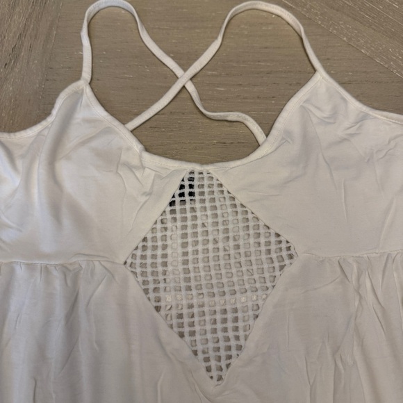 POL White Tomato Girl Tank Top with Cut Out Design - Picture 2 of 6